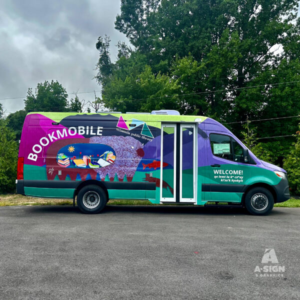 MPL Bookmobile side